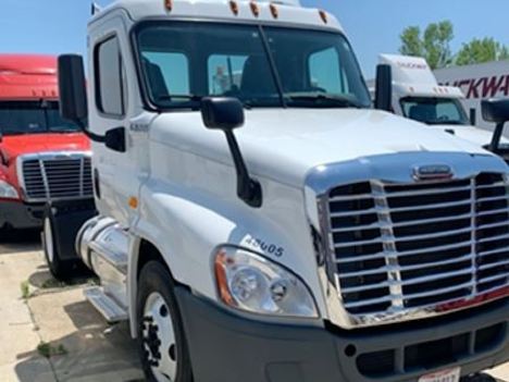 2018 FREIGHTLINER Cascadia Single Axle Daycab #18666