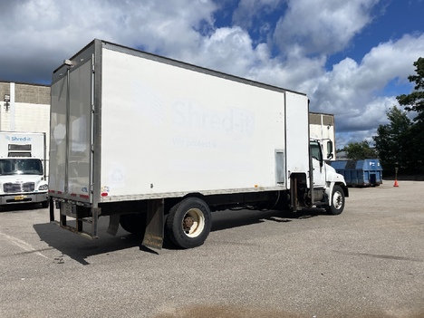 USED 2018 HINO 338 BOX VAN TRUCK #19032