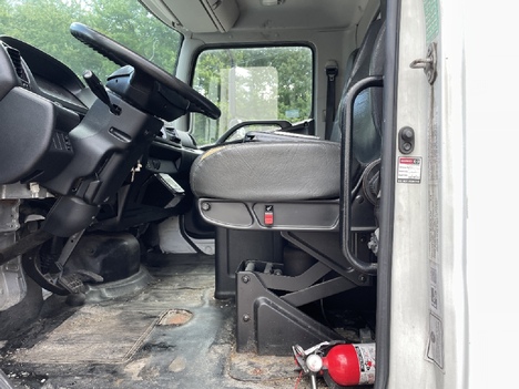 USED 2018 HINO 338 BOX VAN TRUCK #19032