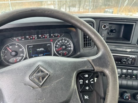 USED 2020 INTERNATIONAL LT625 TANDEM AXLE DAYCAB TRUCK #19471-11 USED 2020 INTERNATIONAL LT625 TANDEM AXLE DAYCAB TRUCK #19471-11