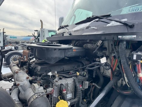 USED 2020 INTERNATIONAL LT625 TANDEM AXLE DAYCAB TRUCK #19471-17 USED 2020 INTERNATIONAL LT625 TANDEM AXLE DAYCAB TRUCK #19471-17