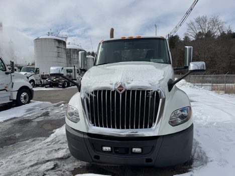USED 2020 INTERNATIONAL LT625 TANDEM AXLE DAYCAB TRUCK #19471-2