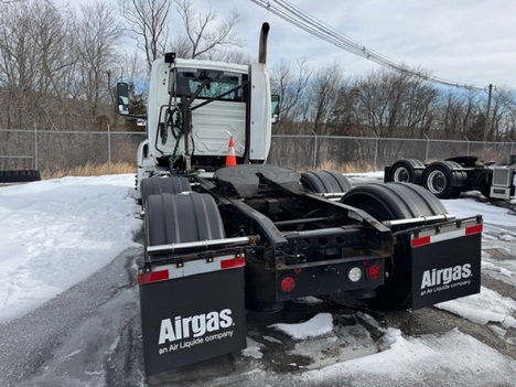 USED 2020 INTERNATIONAL LT625 TANDEM AXLE DAYCAB TRUCK #19471-5