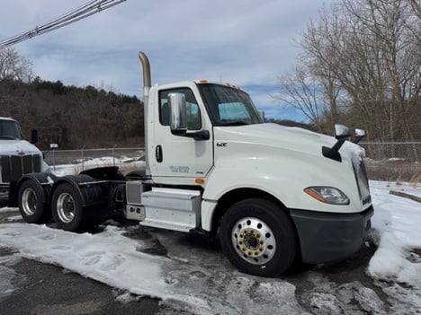 USED 2020 INTERNATIONAL LT625 TANDEM AXLE DAYCAB TRUCK #19471-8 USED 2020 INTERNATIONAL LT625 TANDEM AXLE DAYCAB TRUCK #19471-8