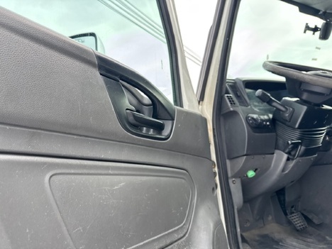 USED 2020 INTERNATIONAL LT625 TANDEM AXLE DAYCAB TRUCK #19471-9