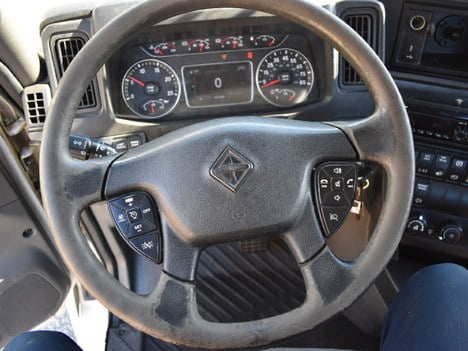 USED 2020 INTERNATIONAL LT625 TANDEM AXLE DAYCAB TRUCK #19473-16 USED 2020 INTERNATIONAL LT625 TANDEM AXLE DAYCAB TRUCK #19473-16