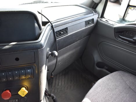 USED 2020 INTERNATIONAL LT625 TANDEM AXLE DAYCAB TRUCK #19473-22 USED 2020 INTERNATIONAL LT625 TANDEM AXLE DAYCAB TRUCK #19473-22