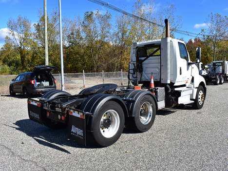 USED 2020 INTERNATIONAL LT625 TANDEM AXLE DAYCAB TRUCK #19473-4 USED 2020 INTERNATIONAL LT625 TANDEM AXLE DAYCAB TRUCK #19473-4
