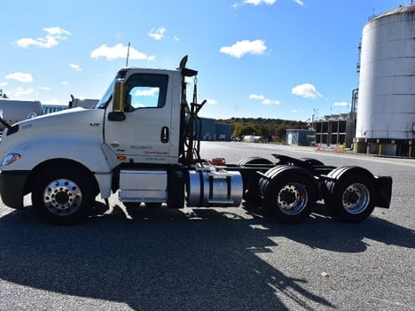 USED 2020 INTERNATIONAL LT625 TANDEM AXLE DAYCAB TRUCK #19473-7 USED 2020 INTERNATIONAL LT625 TANDEM AXLE DAYCAB TRUCK #19473-7
