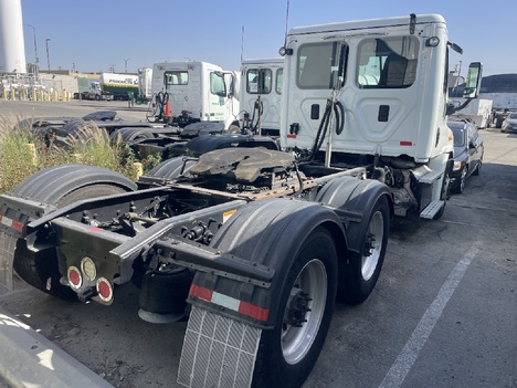 USED 2014 FREIGHTLINER CA113 TANDEM AXLE DAYCAB TRUCK #19492-3