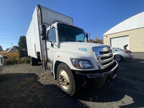 USED 2018 HINO 338 BOX VAN TRUCK #19540
