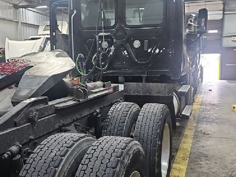 2020 FREIGHTLINER Cascadia Tandem Axle Daycab #20777 2020 FREIGHTLINER Cascadia Tandem Axle Daycab #20777