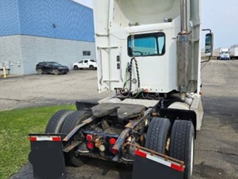USED 2000 FREIGHTLINER C120 SINGLE AXLE DAYCAB TRUCK #20865-3