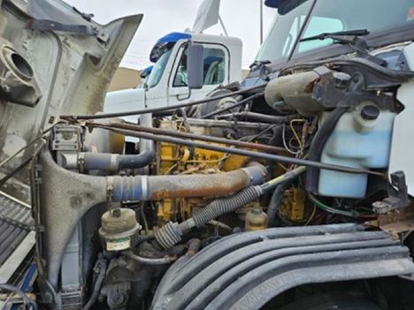 USED 2000 FREIGHTLINER C120 SINGLE AXLE DAYCAB TRUCK #20865-6