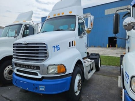 USED 2002 STERLING A9500 SINGLE AXLE DAYCAB TRUCK #20866-1 USED 2002 STERLING A9500 SINGLE AXLE DAYCAB TRUCK #20866-1