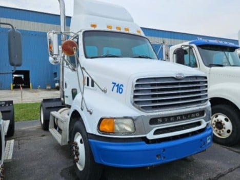 USED 2002 STERLING A9500 SINGLE AXLE DAYCAB TRUCK #20866-2 USED 2002 STERLING A9500 SINGLE AXLE DAYCAB TRUCK #20866-2
