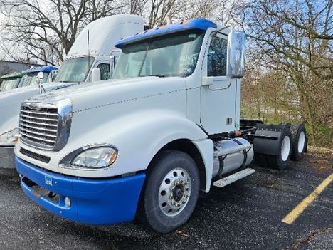 2015 FREIGHTLINER Columbia Glider Kit #20868