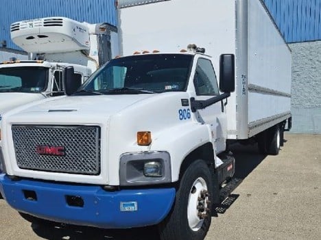 2007 GMC C7500 Box Van Truck #20928 2007 GMC C7500 Box Van Truck #20928