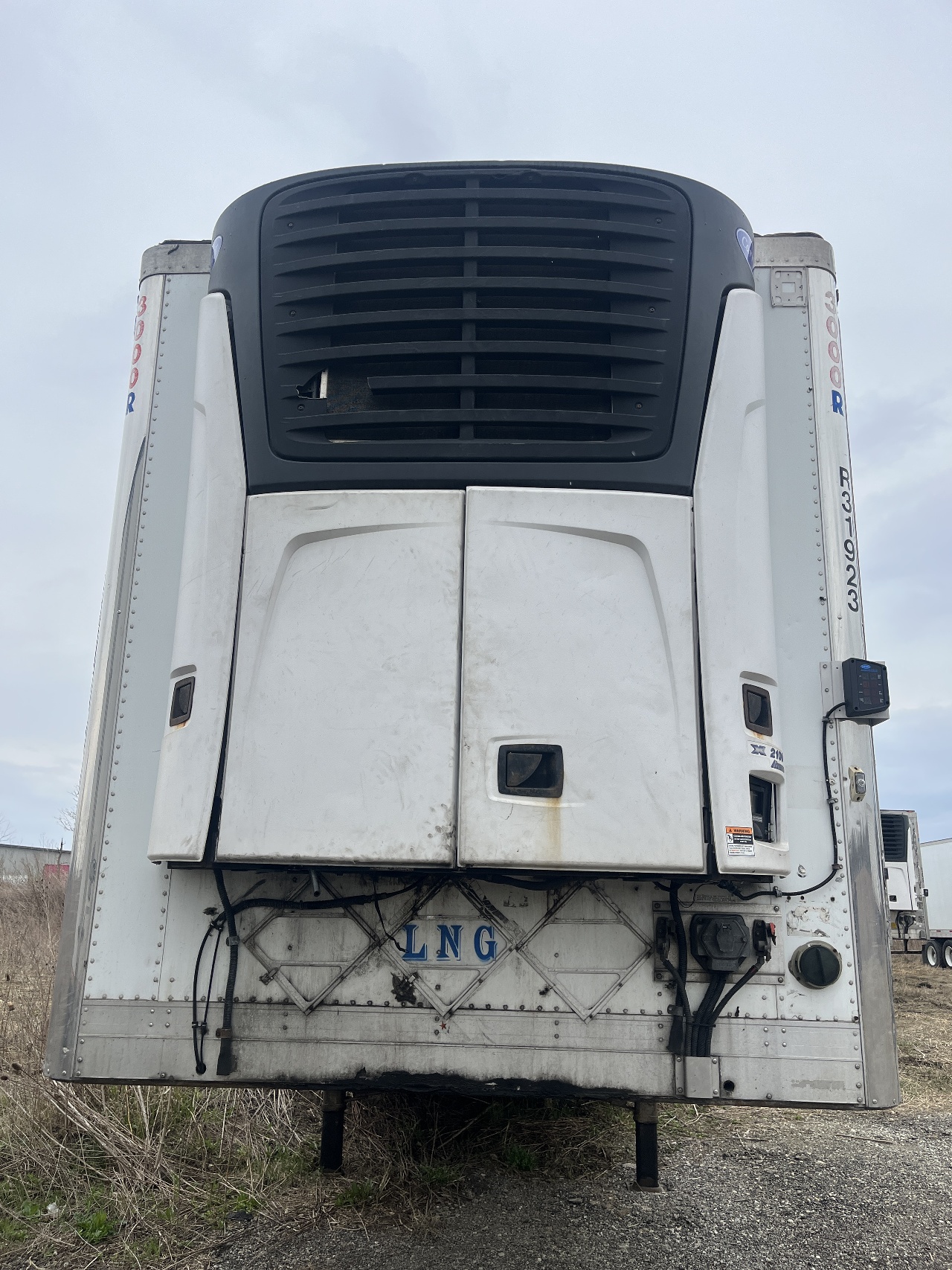 USED 2013 UTILITY REEFER 53' SWING DOOR REEFER TRAILER #20953 USED 2013 UTILITY REEFER 53' SWING DOOR REEFER TRAILER #20953