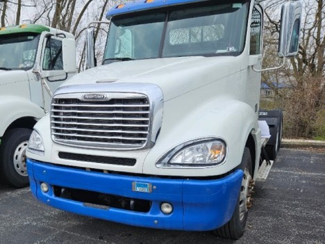 USED 2015 FREIGHTLINER COLUMBIA TANDEM AXLE DAYCAB TRUCK #20967-2