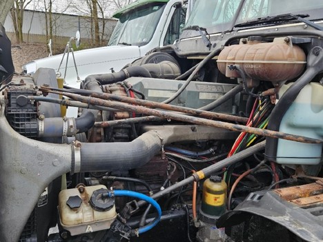 USED 2015 FREIGHTLINER COLUMBIA TANDEM AXLE DAYCAB TRUCK #20967-7