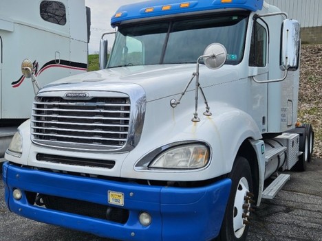 2007 FREIGHTLINER Columbia Tandem Axle Sleeper #20968