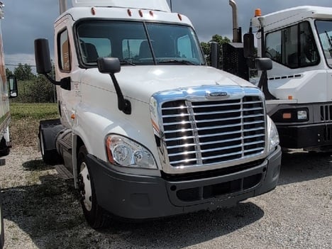 2020 FREIGHTLINER Cascadia Single Axle Daycab #21788 2020 FREIGHTLINER Cascadia Single Axle Daycab #21788