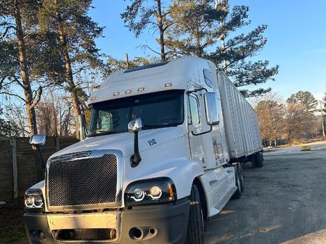 2005 FREIGHTLINER Century Tandem Axle Sleeper #21807 2005 FREIGHTLINER Century Tandem Axle Sleeper #21807
