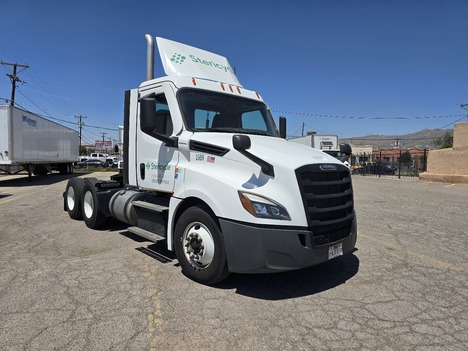 2022-freightliner-ca126dc-tandem-axle-daycab #21848