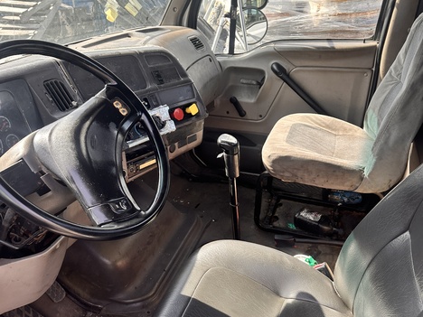 USED 2006 STERLING A9500 SINGLE AXLE DAYCAB TRUCK #21859-5