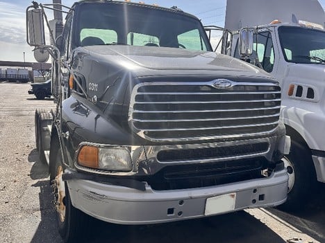 2003 STERLING A9500 Tandem Axle Daycab #21862 2003 STERLING A9500 Tandem Axle Daycab #21862