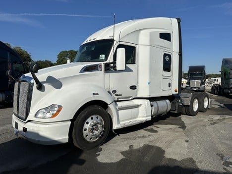 2019 KENWORTH T680 Tandem Axle Sleeper #21954