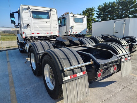 USED 2017 VOLVO VNM64T200 TANDEM AXLE DAYCAB TRUCK #22002-3