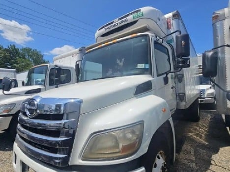 2013 HINO 338 Reefer Truck #22255 2013 HINO 338 Reefer Truck #22255