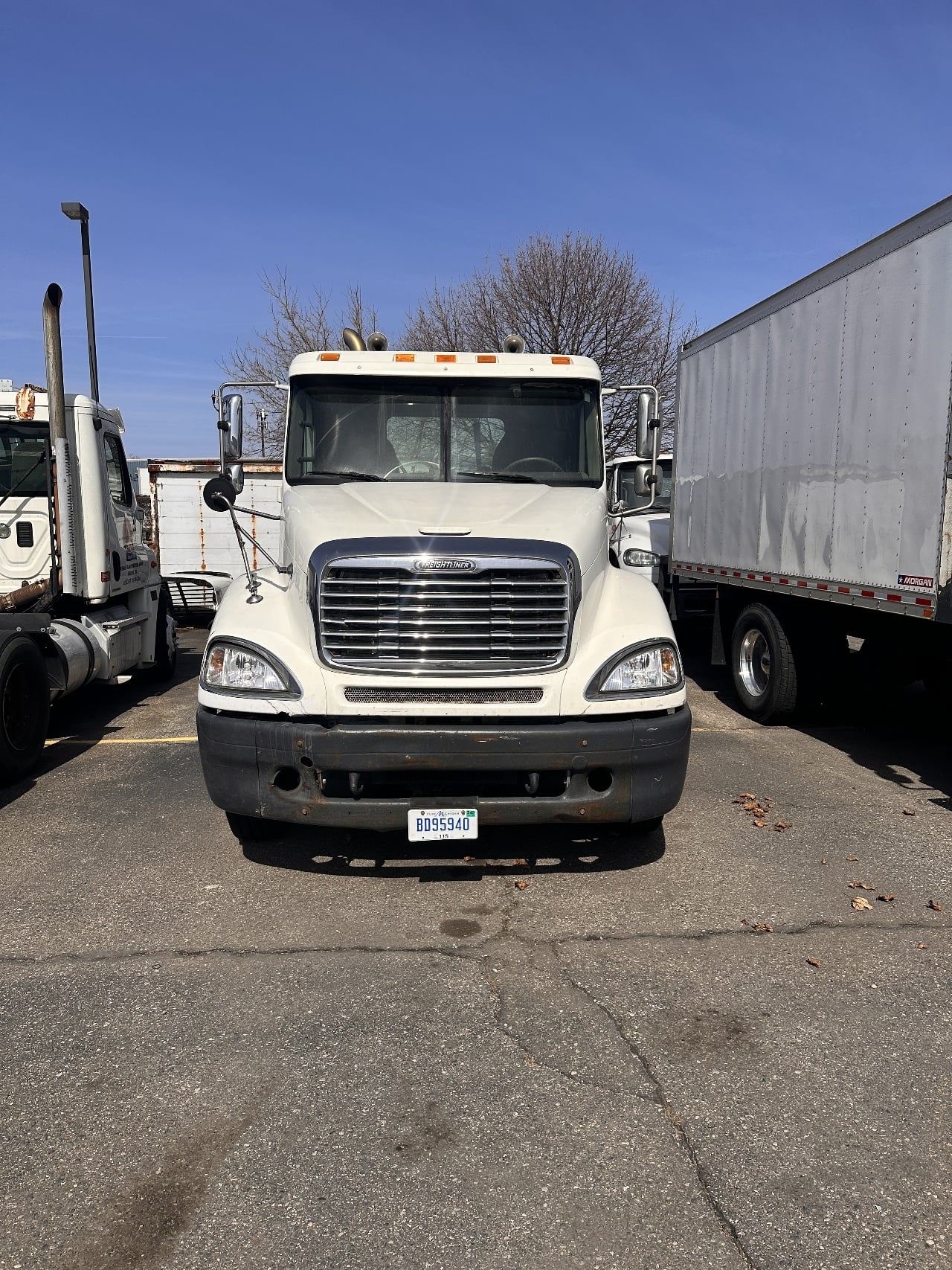 USED 2003 FREIGHTLINER COLUMBIA TANDEM AXLE DAYCAB TRUCK #22278 USED 2003 FREIGHTLINER COLUMBIA TANDEM AXLE DAYCAB TRUCK #22278