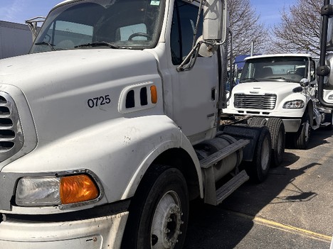 USED 2007 STERLING A9500 TANDEM AXLE DAYCAB TRUCK #22283-3 USED 2007 STERLING A9500 TANDEM AXLE DAYCAB TRUCK #22283-3