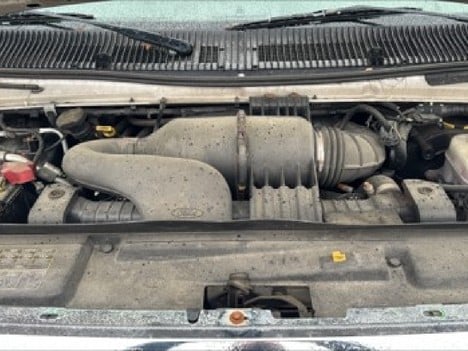 USED 2013 FORD E350 BOX VAN TRUCK #22319-8 USED 2013 FORD E350 BOX VAN TRUCK #22319-8