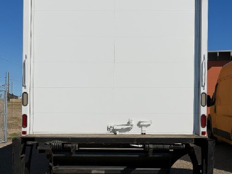 USED 2015 FREIGHTLINER M2 BOX VAN TRUCK #22411-4 USED 2015 FREIGHTLINER M2 BOX VAN TRUCK #22411-4