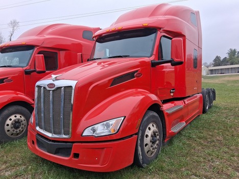2023 PETERBILT 579 Tandem Axle Sleeper #22513