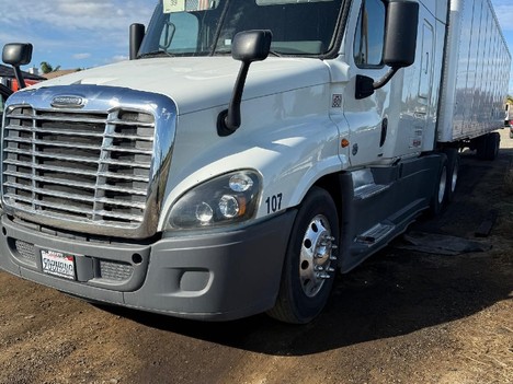 2019 FREIGHTLINER Cascadia 125 Tandem Axle Sleeper #22650