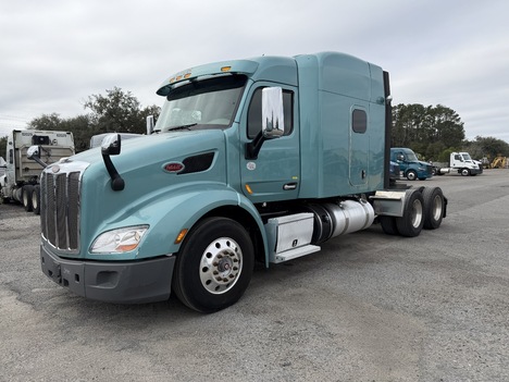 2020 PETERBILT 579 Tandem Axle Sleeper #22694
