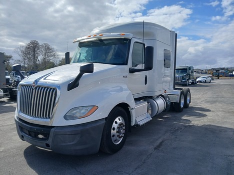 2018 INTERNATIONAL LT625 Tandem Axle Sleeper #22857