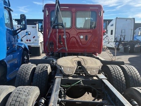 USED 2019 FREIGHTLINER CASCADIA 113 TANDEM AXLE DAYCAB TRUCK #22895-4 USED 2019 FREIGHTLINER CASCADIA 113 TANDEM AXLE DAYCAB TRUCK #22895-4