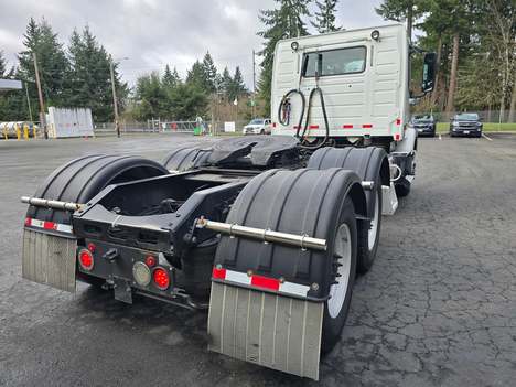USED 2017 VOLVO VNM64T200 TANDEM AXLE DAYCAB TRUCK #22896-3 USED 2017 VOLVO VNM64T200 TANDEM AXLE DAYCAB TRUCK #22896-3