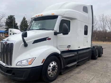 2023 PETERBILT 579 Sleeper #22901