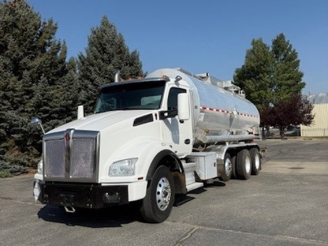 2017 KENWORTH T880 Oil Tanker Truck #22920