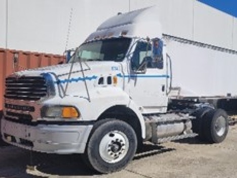 2007-sterling-l8500-single-axle-daycab #23029