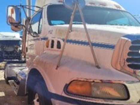USED 2007 STERLING L8500 SINGLE AXLE DAYCAB TRUCK #23029-4 USED 2007 STERLING L8500 SINGLE AXLE DAYCAB TRUCK #23029-4