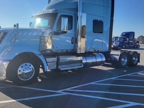 2023-international-lone-star-sleeper #23036