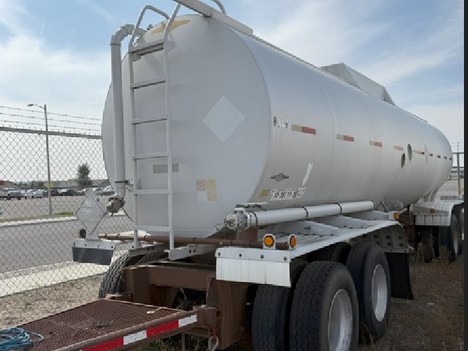 2000 BEALL DOT407 Tank Trailer #23052